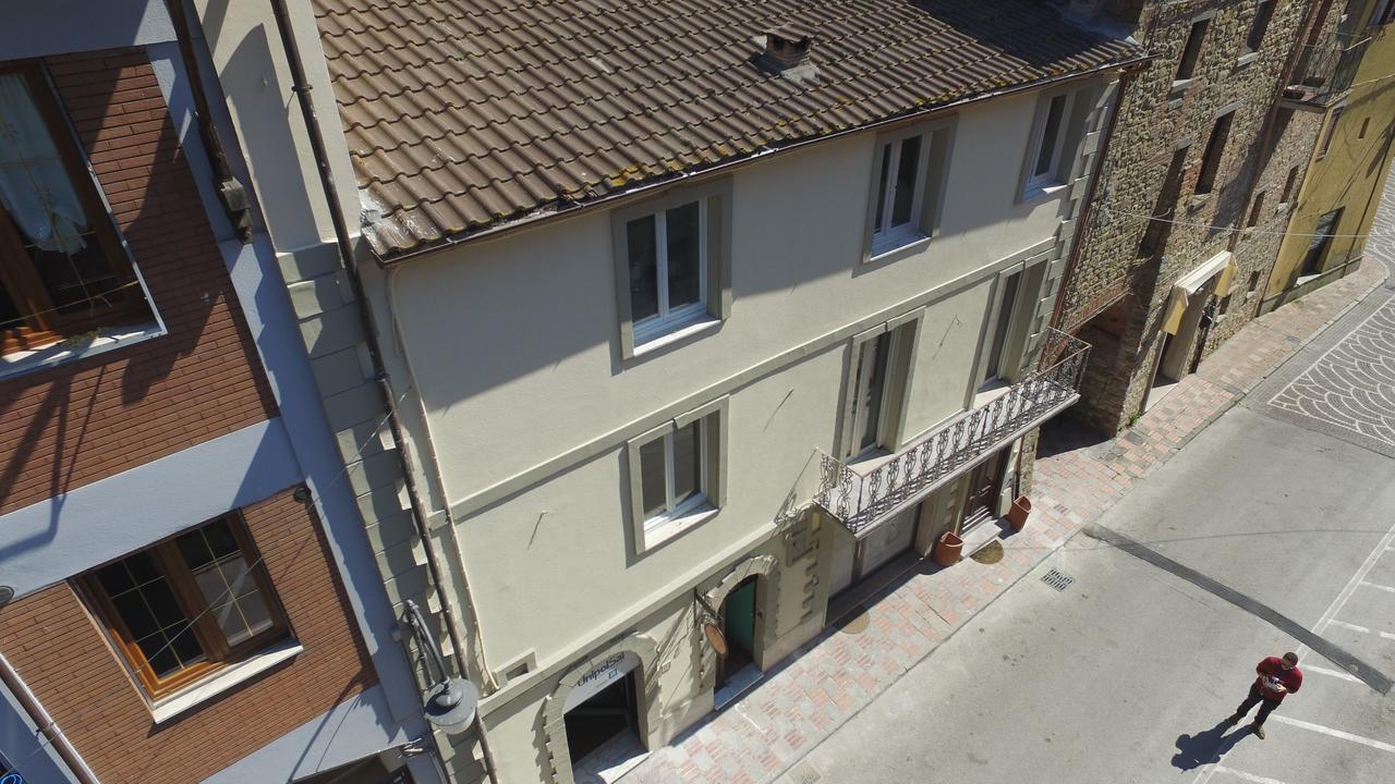 L'Arco B&B Di Charme Пасиняно сул Тразимено Екстериор снимка